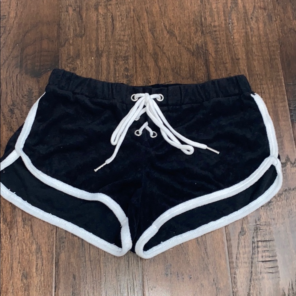 Soft Towel Shorts - Picture 1 of 3